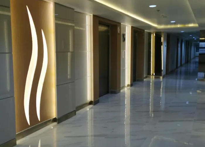 Mall Of Staycation Shore 3 Hotel Manila